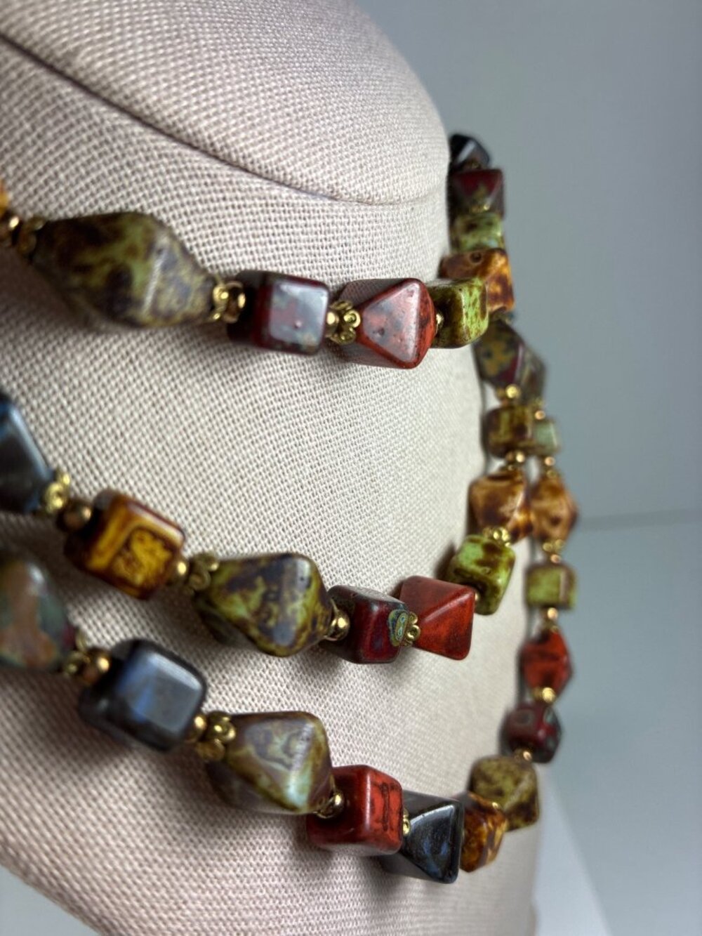 Vintage Long Stone Bead Necklace 46 Inch Earth Tone Boho Jewelry - Picture 3 of 7